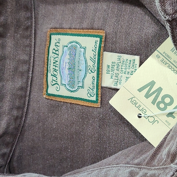 ST.JOHN'S BAY BROWN POLO - Picture 8 of 8